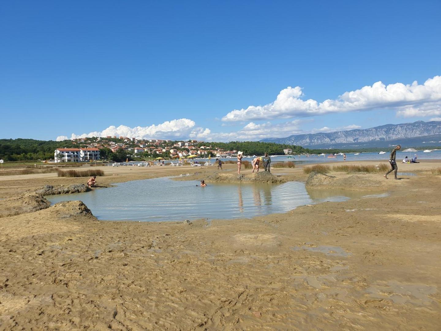 Apartments Nevenka K. Čižići Exteriör bild