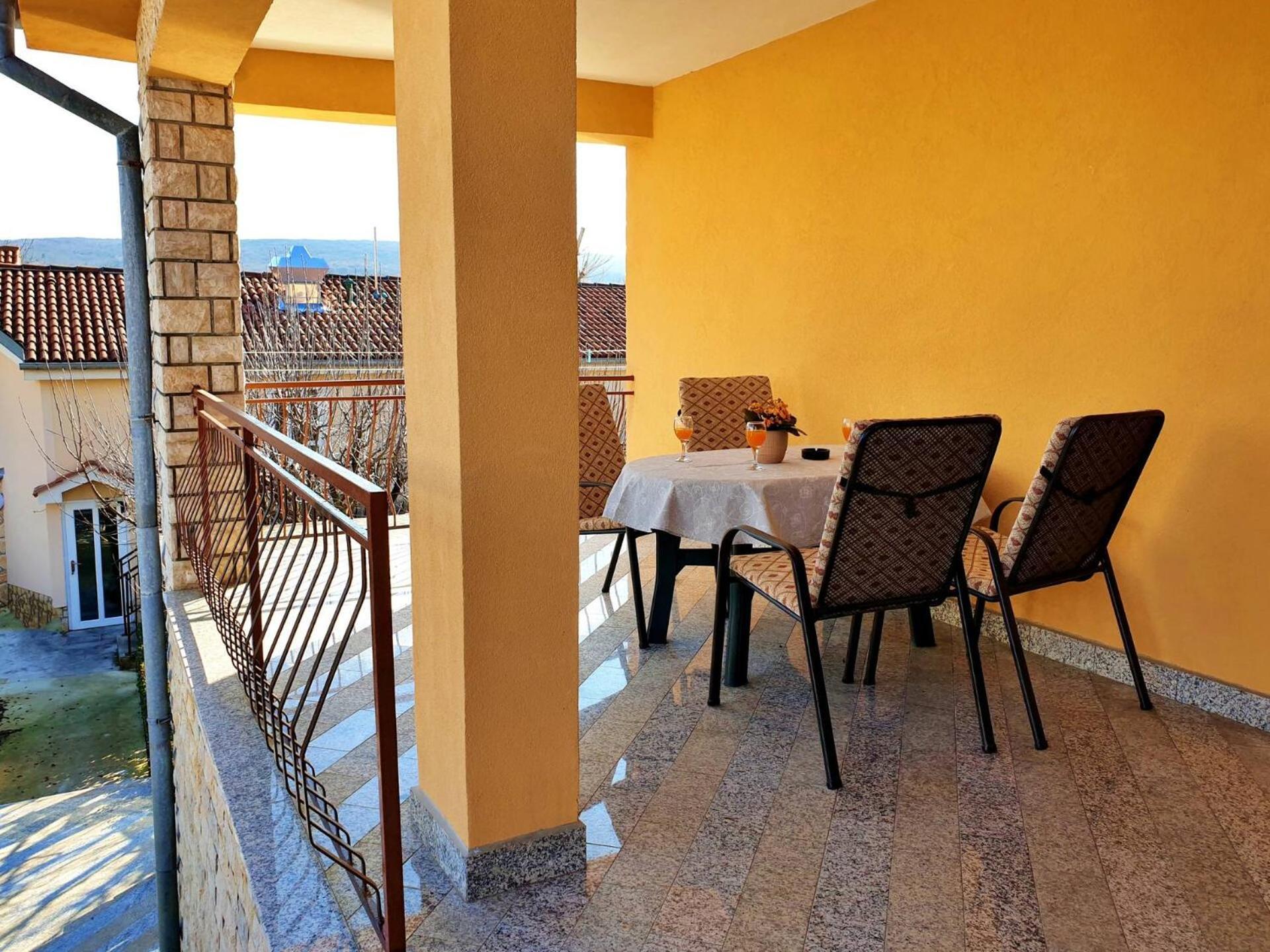 Apartments Nevenka K. Čižići Exteriör bild